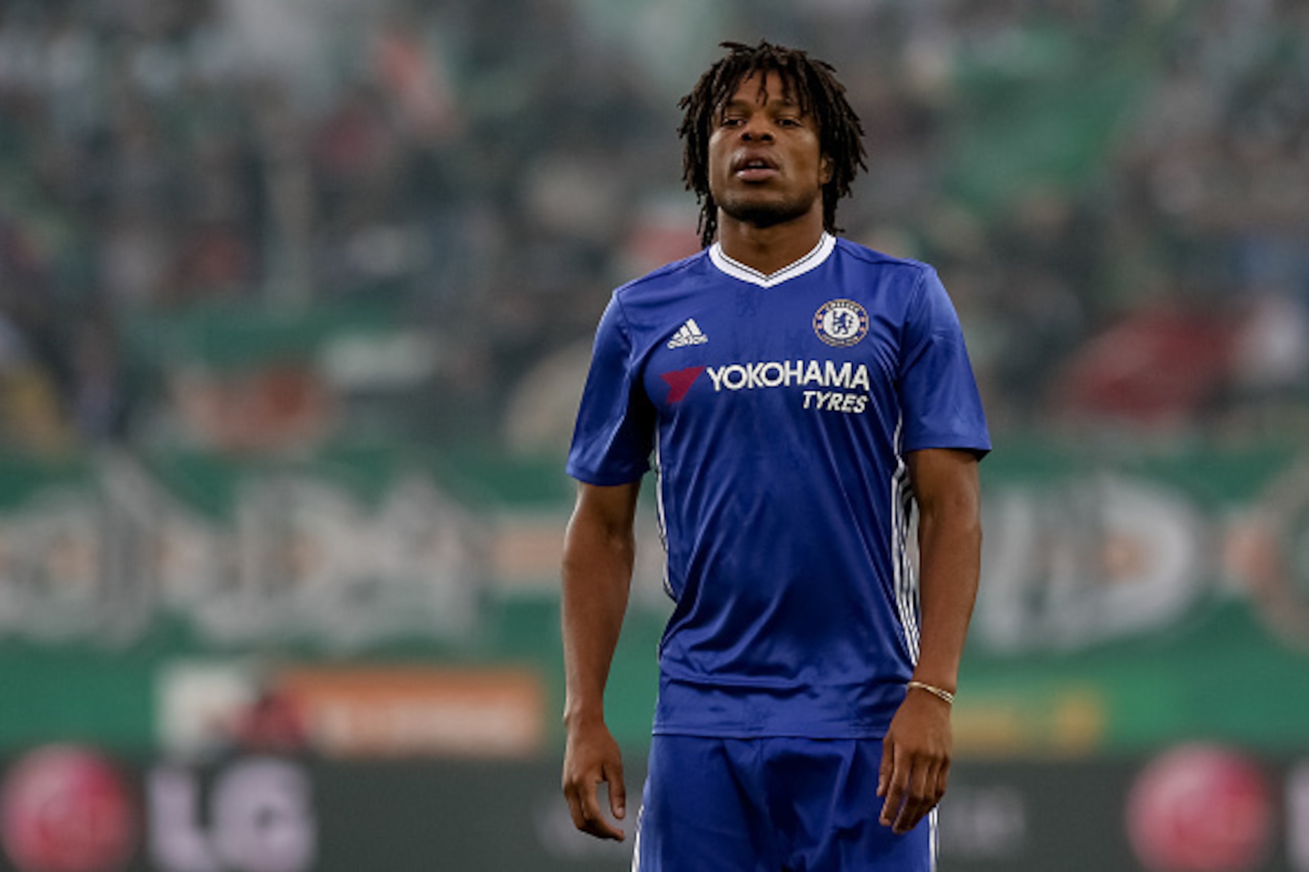 VIENNA, AUSTRIA - JULY 16: Loic Remy of Chelsea in action during an friendly match between SK Rapid Vienna and Chelsea F.C. at Allianz Stadion on July 16, 2016 in Vienna, Austria. (Photo by Matej Divizna/Getty Images)
