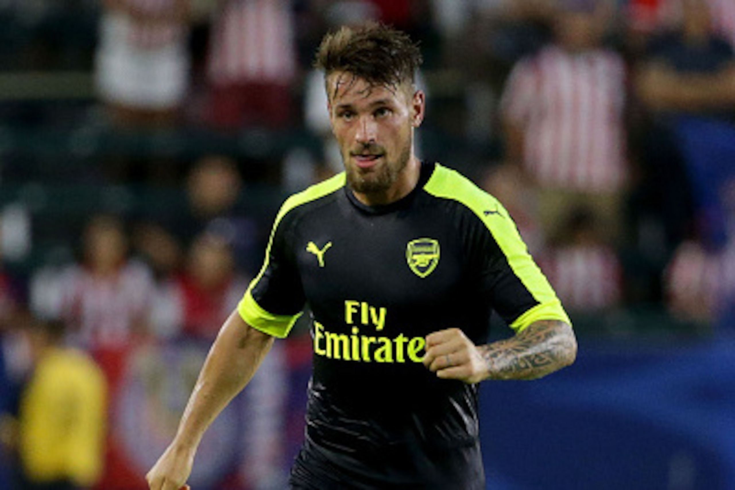 CARSON, CA - JULY 31:  Mathieu Debuchy #2 of Arsenal in action against Chivas de Guadalajara at StubHub Center on July 31, 2016 in Carson, California.  (Photo by Jeff Gross/Getty Images)