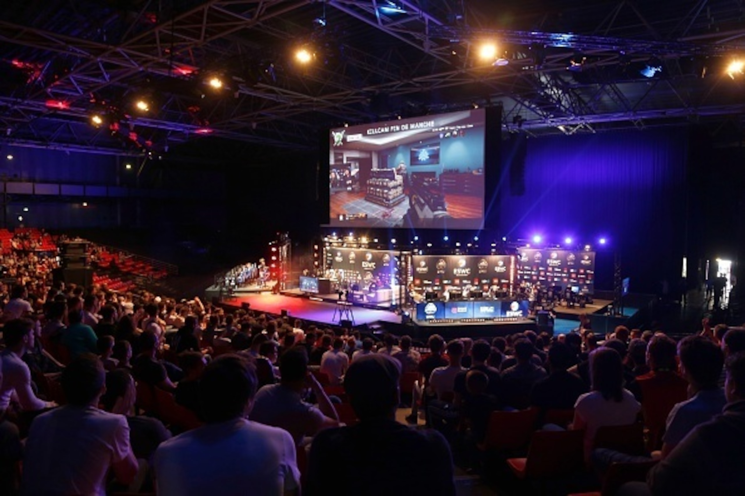 People look at competitors playing Call of Duty Back Ops 3  during the ESWC (Electronic Sports World Cup) on May 7, 2016 at the Zenith in Paris.

The video game event gather the  world best video game teams for an international final on the last episode o