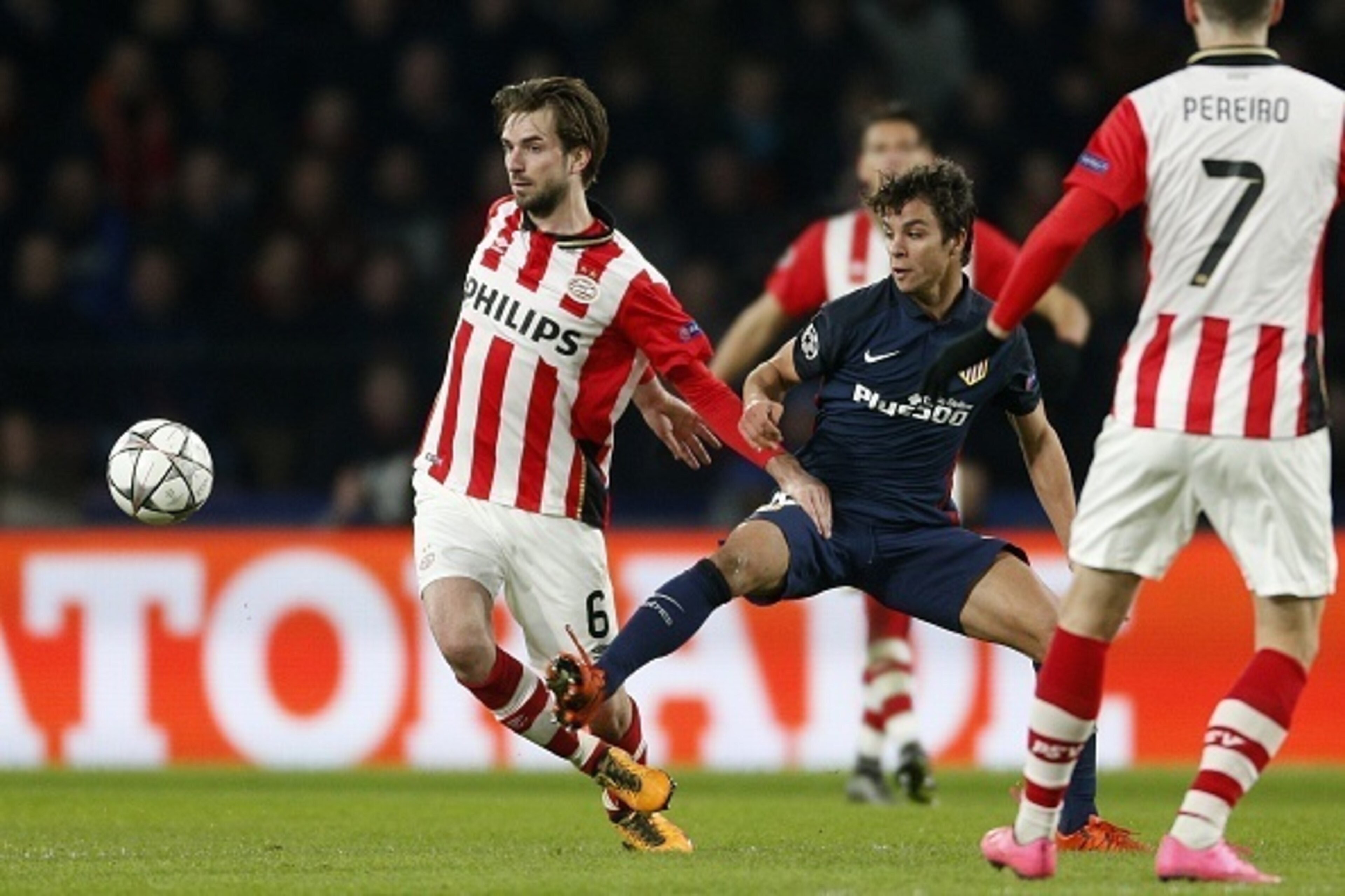 (L-R), Davy Propper of PSV, Oliver Torres of Club Atletico de Madrid during the UEFA Champions League Round of 16, First leg match between PSV Eindhoven and Atletico Madrid on February 24, 2016 at the Philips stadium in Eindhoven, The Netherlands.(Photo b