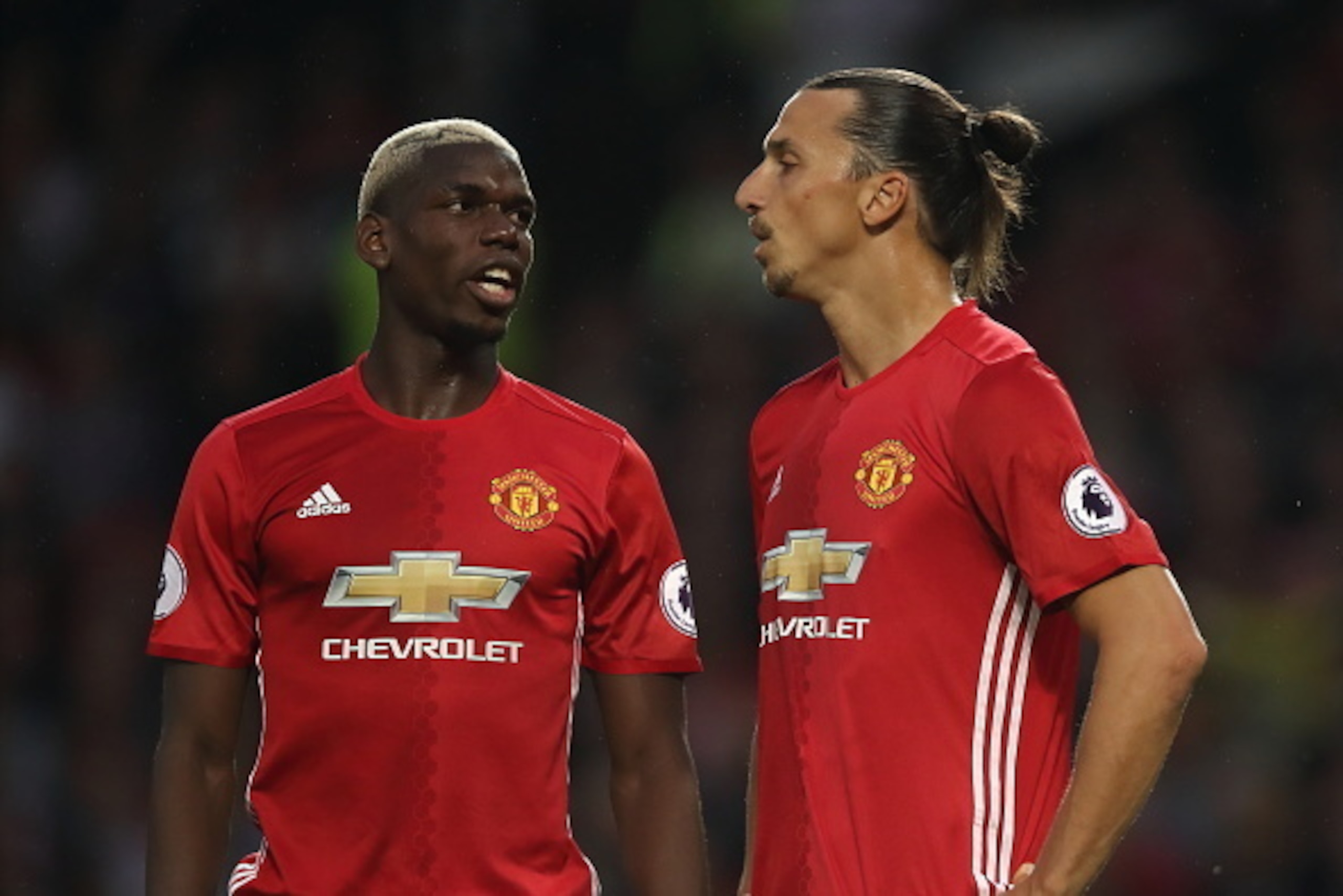 MANCHESTER, ENGLAND - AUGUST 19: Paul Pogba and Zlatan Ibrahimovic of Manchester United during the Premier League match between Manchester United and  Southampton at Old Trafford on August 19, 2016 in Manchester, England. (Photo by Matthew Ashton - AMA/Ge