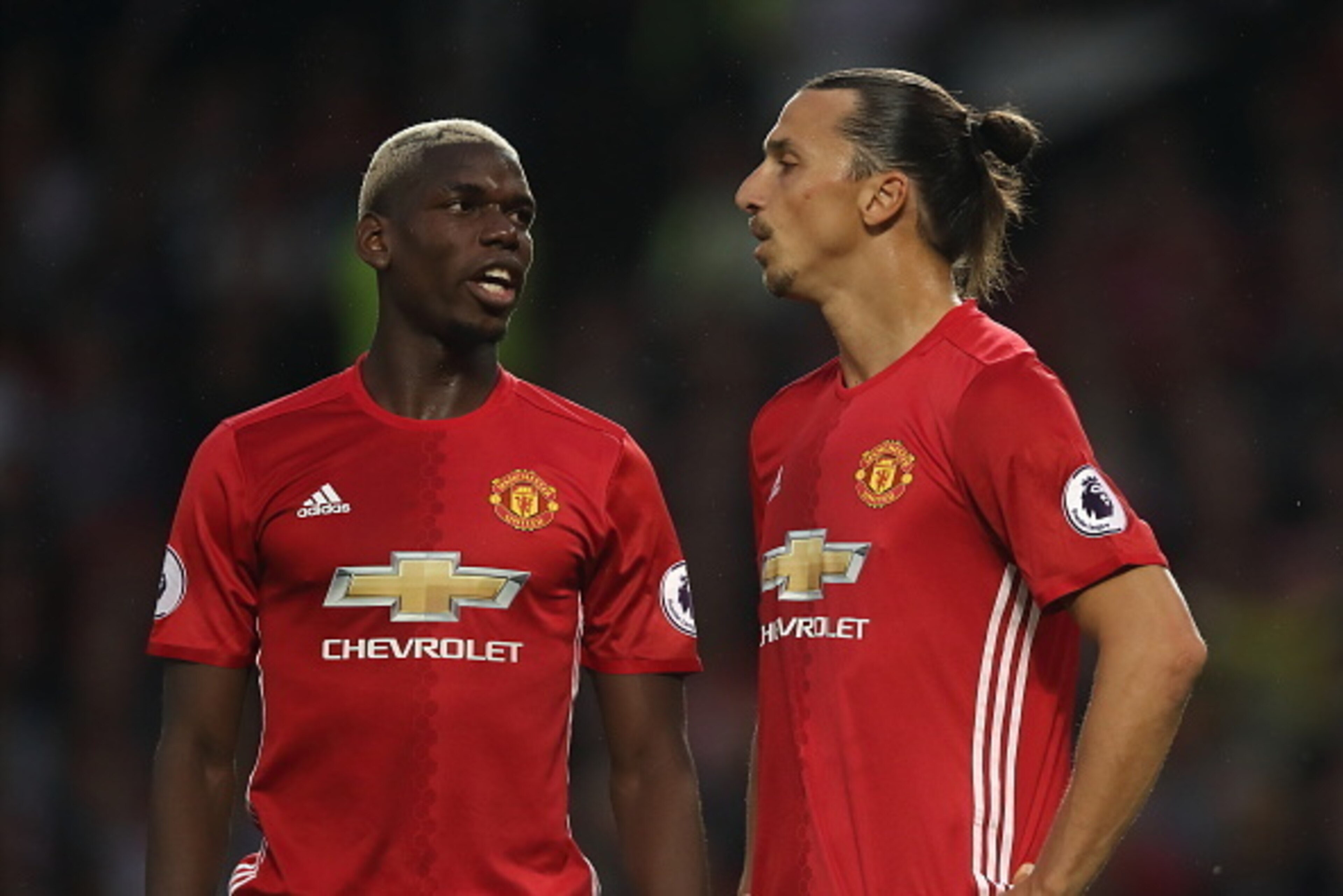 MANCHESTER, ENGLAND - AUGUST 19: Paul Pogba and Zlatan Ibrahimovic of Manchester United during the Premier League match between Manchester United and  Southampton at Old Trafford on August 19, 2016 in Manchester, England. (Photo by Matthew Ashton - AMA/Ge