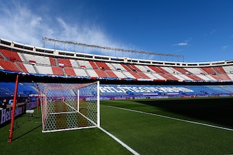 MADRID, SPAIN - APRIL 13: A general view of the Vicente Calderon prior to the UEFA Champions League quarter final, second leg match between Club Atletico de Madrid and FC Barcelona at the Vincente Calderon on April 13, 2016 in Madrid, Spain.  (Photo by Mi