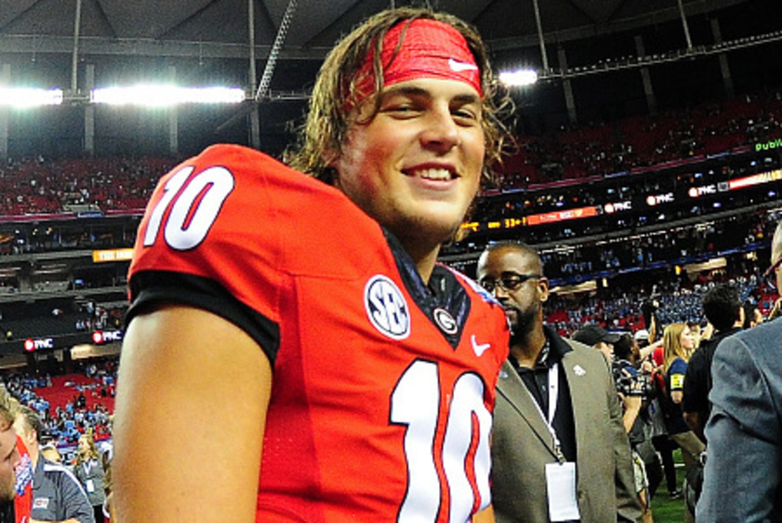ATLANTA, GA - SEPTEMBER 3: Jacob Eason #10 of the Georgia Bulldogs celebrates after the game against the North Carolina Tar Heels at the Georgia Dome on September 3, 2016 in Atlanta, Georgia. (Photo by Scott Cunningham/Getty Images)