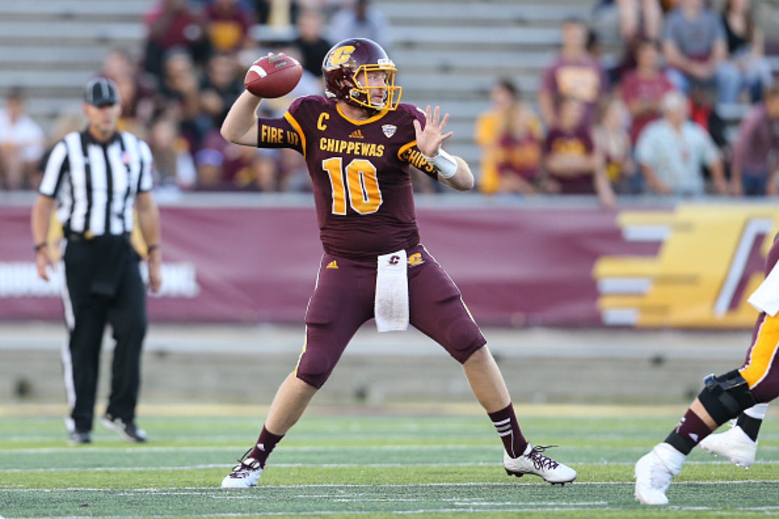 MOUNT PLEASANT, MI - SEPTEMBER 1: Cooper Rush #10 of the Central Michigan Chippewas looks to throw the football against the Presbyterian Blue Hose at Kelly/Shorts Stadium on September 1, 2016 in Mount Pleasant, Michigan. (Photo by Rey Del Rio/Getty Images