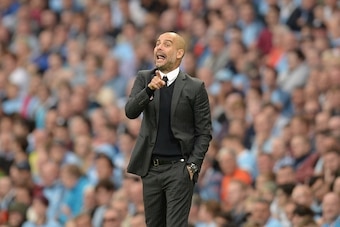 Manchester City's Spanish manager Pep Guardiola gestures from the touchline during the English Premier League football match between Manchester City and West Ham United at the Etihad Stadium in Manchester, north west England, on August 28, 2016. / AFP / O