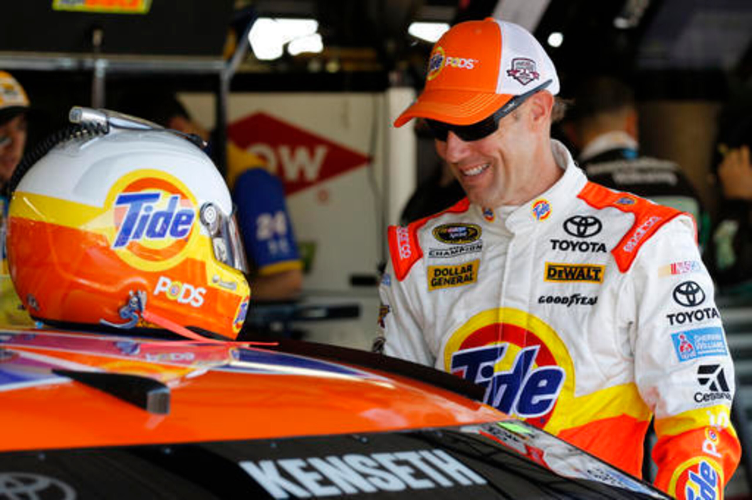 Matt Kenseth knows a thing or two about winning at Richmond.