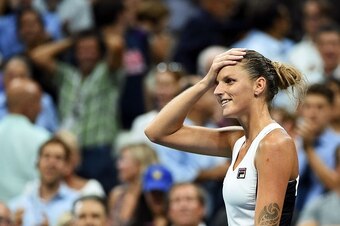 Karolina Pliskova of Czech Republic celebrates defeating Serena Williams of the US during their 2016 US Open Womens Singles semifinal match at the USTA Billie Jean King National Tennis Center in New York on September 8, 2016.
Serena Williams crashed out o