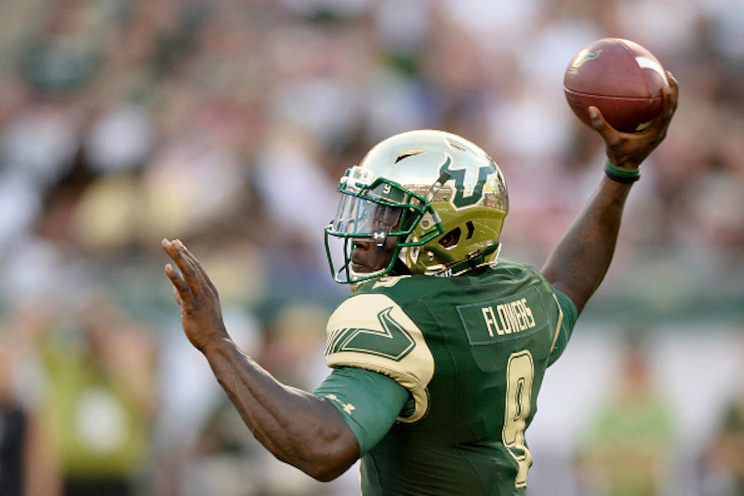 TAMPA, FL - SEPTEMBER 10: Quarterback Quinton Flowers #9 of the South Florida Bulls looks to pass against the Northern Illinois Huskies during the 1st quarter at Raymond James Stadium on September 10, 2016 in Tampa, Florida. (Photo by Jason Behnken / Gett