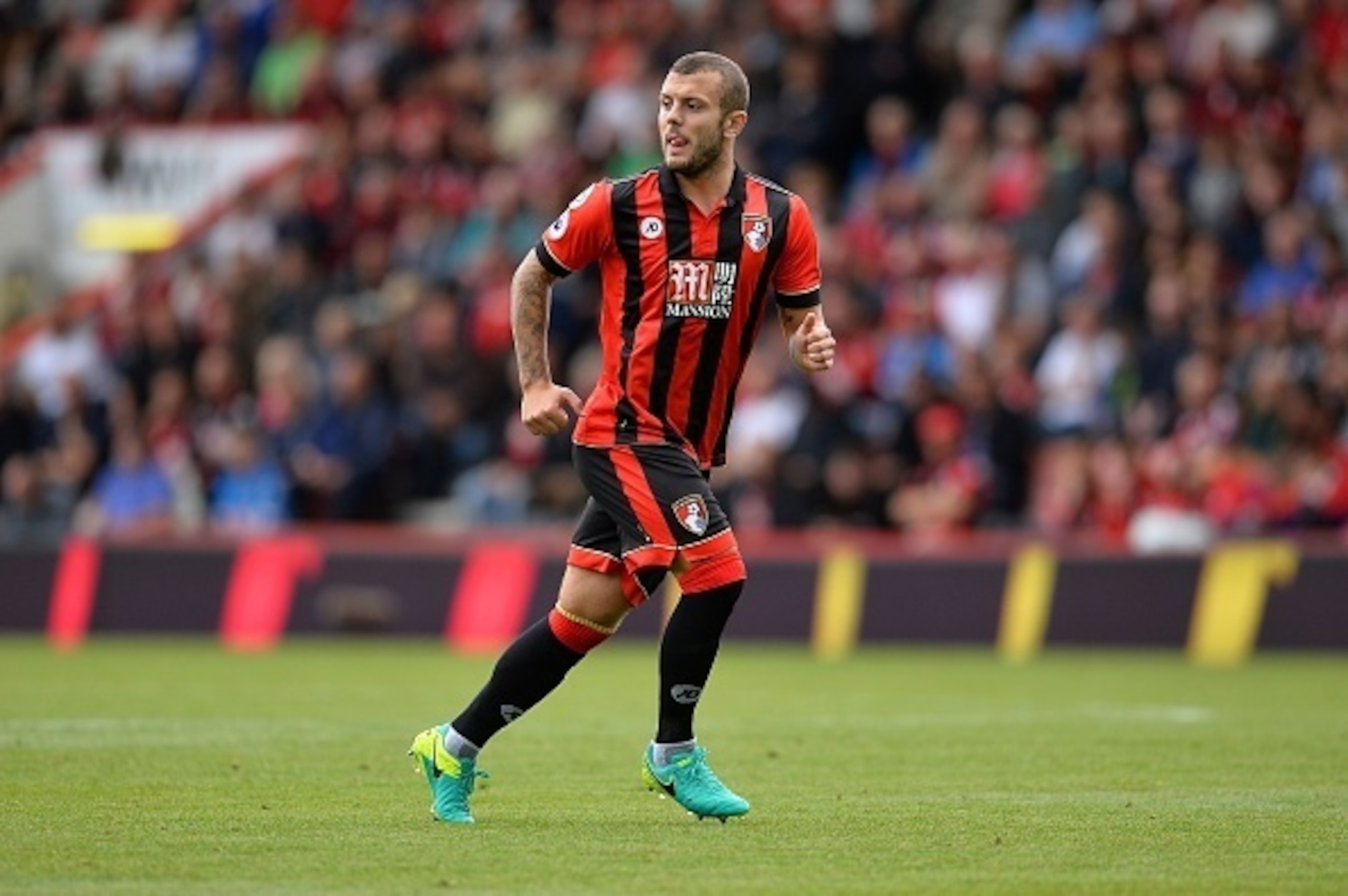 Bournemouth's English midfielder Jack Wilshere runs for the ball during the English Premier League football match between Bournemouth and West Bromwich Albion at the Vitality Stadium in Bournemouth, southern England on September 10, 2016. / AFP / GLYN KIR Bournemouth's English midfielder Jack Wilshere runs for the ball during the English Premier League football match between Bournemouth and West Bromwich Albion at the Vitality Stadium in Bournemouth, southern England on September 10, 2016. / AFP / GLYN KIR