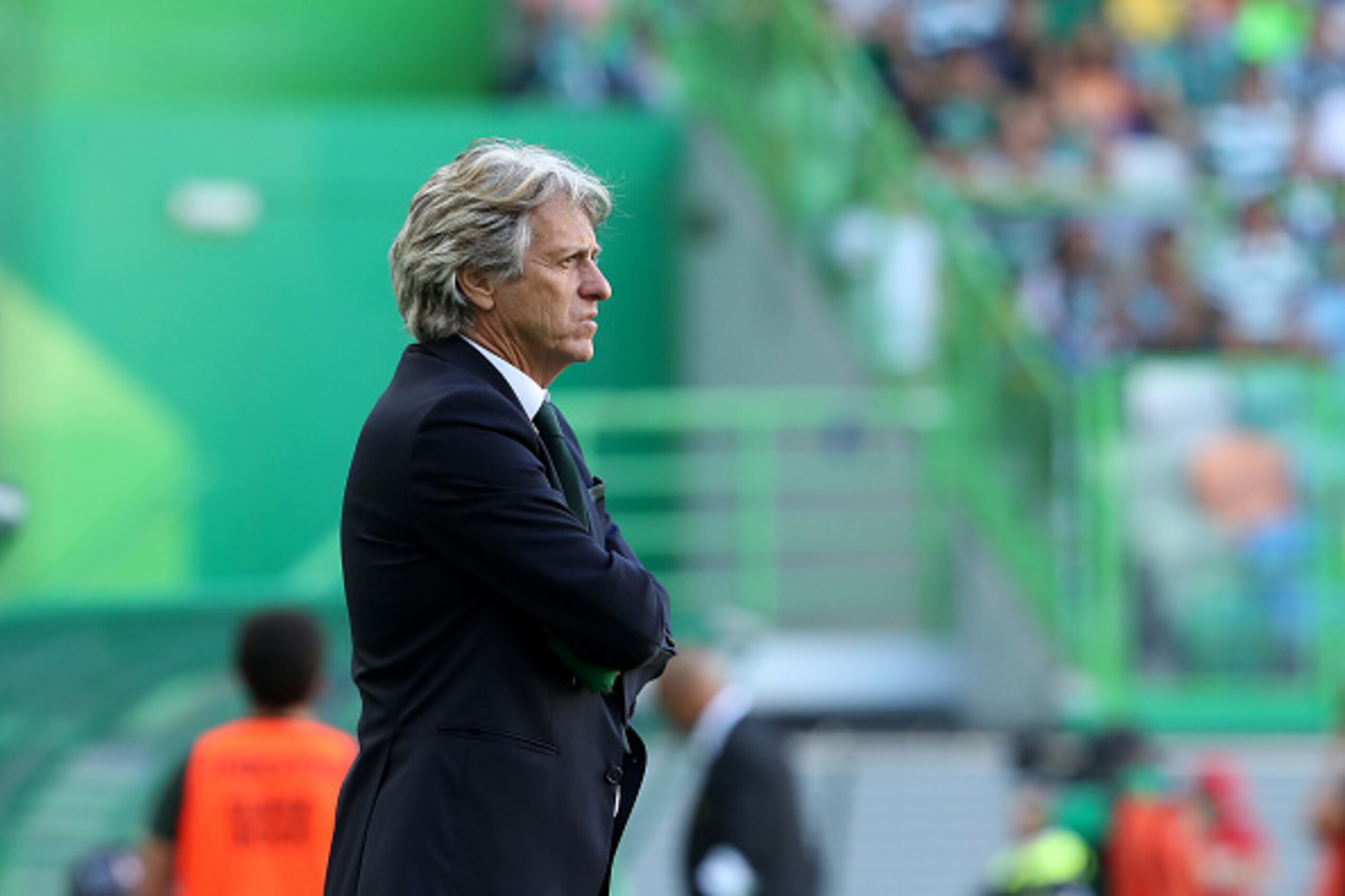 LISBON, PORTUGAL - SEPTEMBER 10: Sporting CP's head coach Jorge Jesus from Portugal  during the Portuguese Primeira Liga between Sporting CP and Moreirense FC at Estadio Jose Alvalade on September 10, 2016 in Lisbon, Portugal.  (Photo by Carlos Rodrigues/