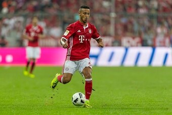 Muenchen, Deutschland, 26.08.2016, Bundesliga, FC Bayern Muenchen - SV Werder Bremen, Thiago Alcantara (FCB)   (Photo by TF-Images/Getty Images)