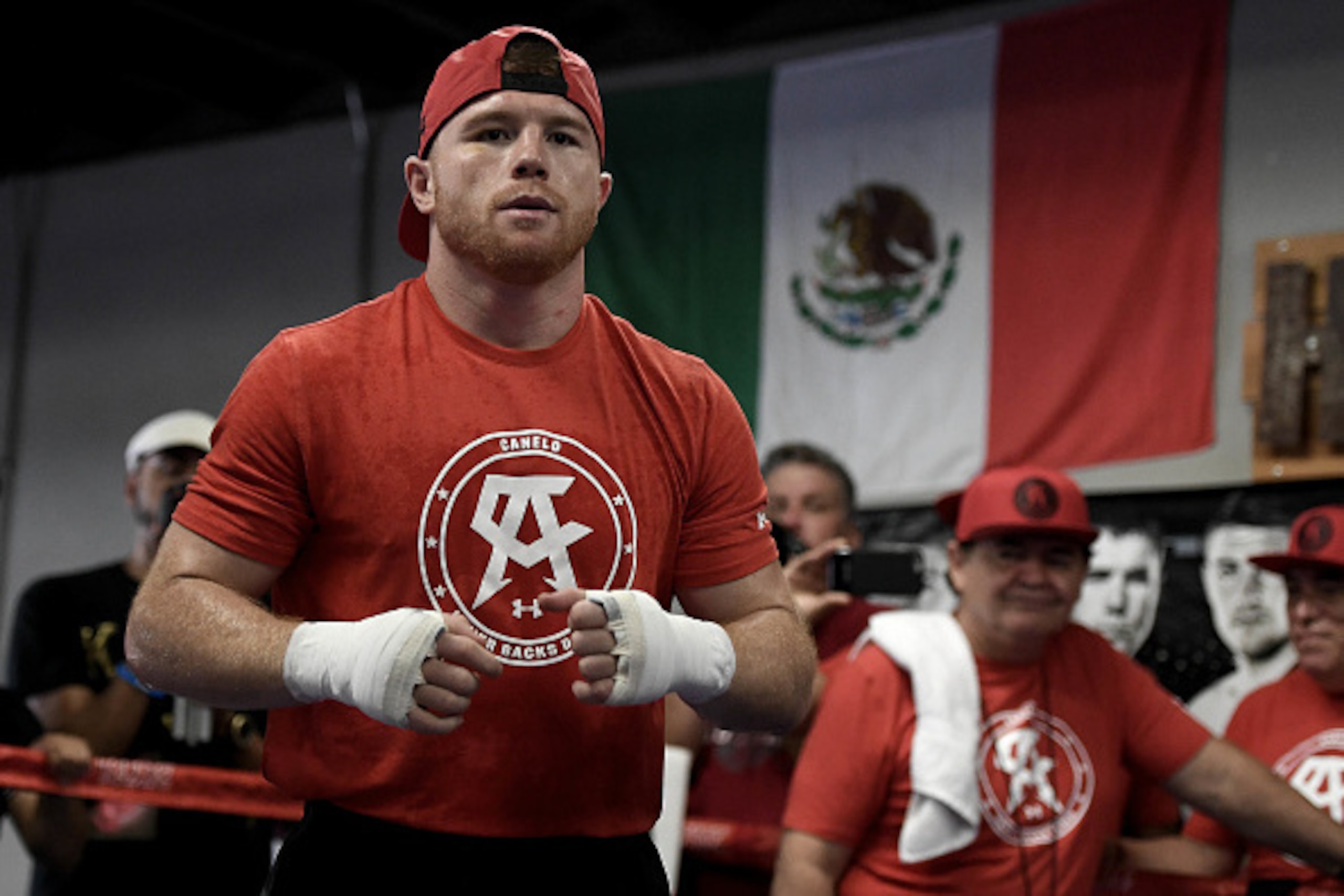 SAN DIEGO, CA - AUGUST 31: Boxer Canelo Alvarez of Mexico warms up in the ring during his Open Workout at the House of Boxing on August 31, 2016 in San Diego, California. Canelo Alvarez fights Liam Smith of Great Britain for the WBO Junior Middleweight W SAN DIEGO, CA - AUGUST 31: Boxer Canelo Alvarez of Mexico warms up in the ring during his Open Workout at the House of Boxing on August 31, 2016 in San Diego, California. Canelo Alvarez fights Liam Smith of Great Britain for the WBO Junior Middleweight W