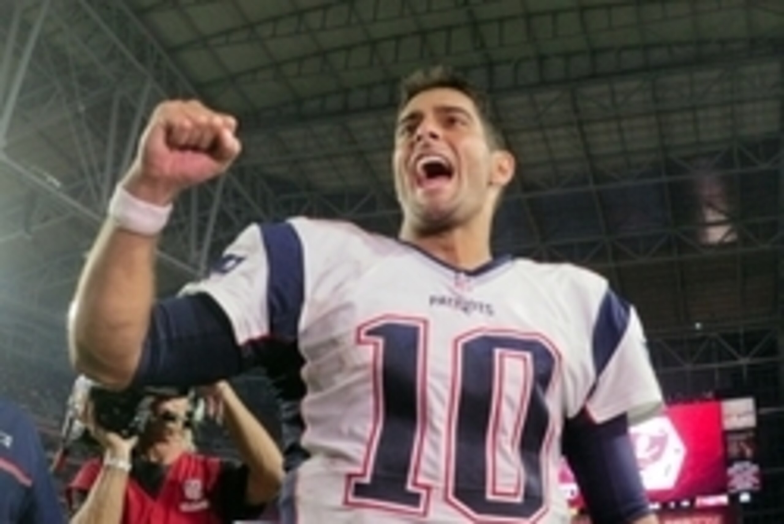 Sep 11, 2016; Glendale, AZ, USA;  New England Patriots quarterback Jimmy Garoppolo (10) celebrates after beating the Arizona Cardinals 23-21 at University of Phoenix Stadium. Mandatory Credit: Matt Kartozian-USA TODAY Sports