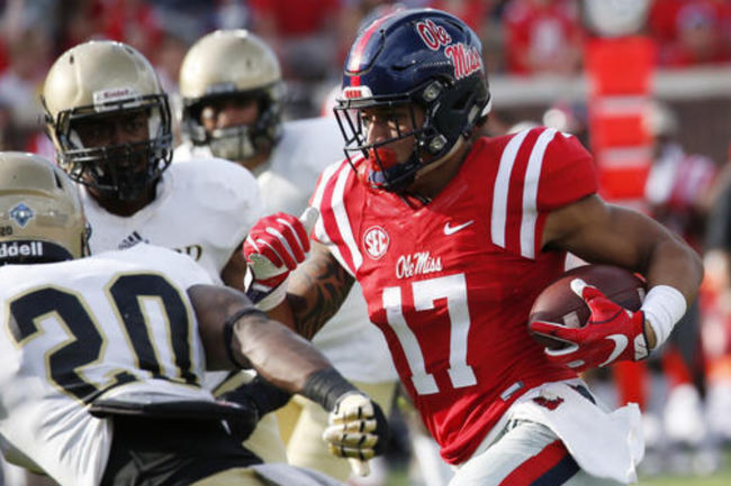 Ole Miss TE Evan Engram