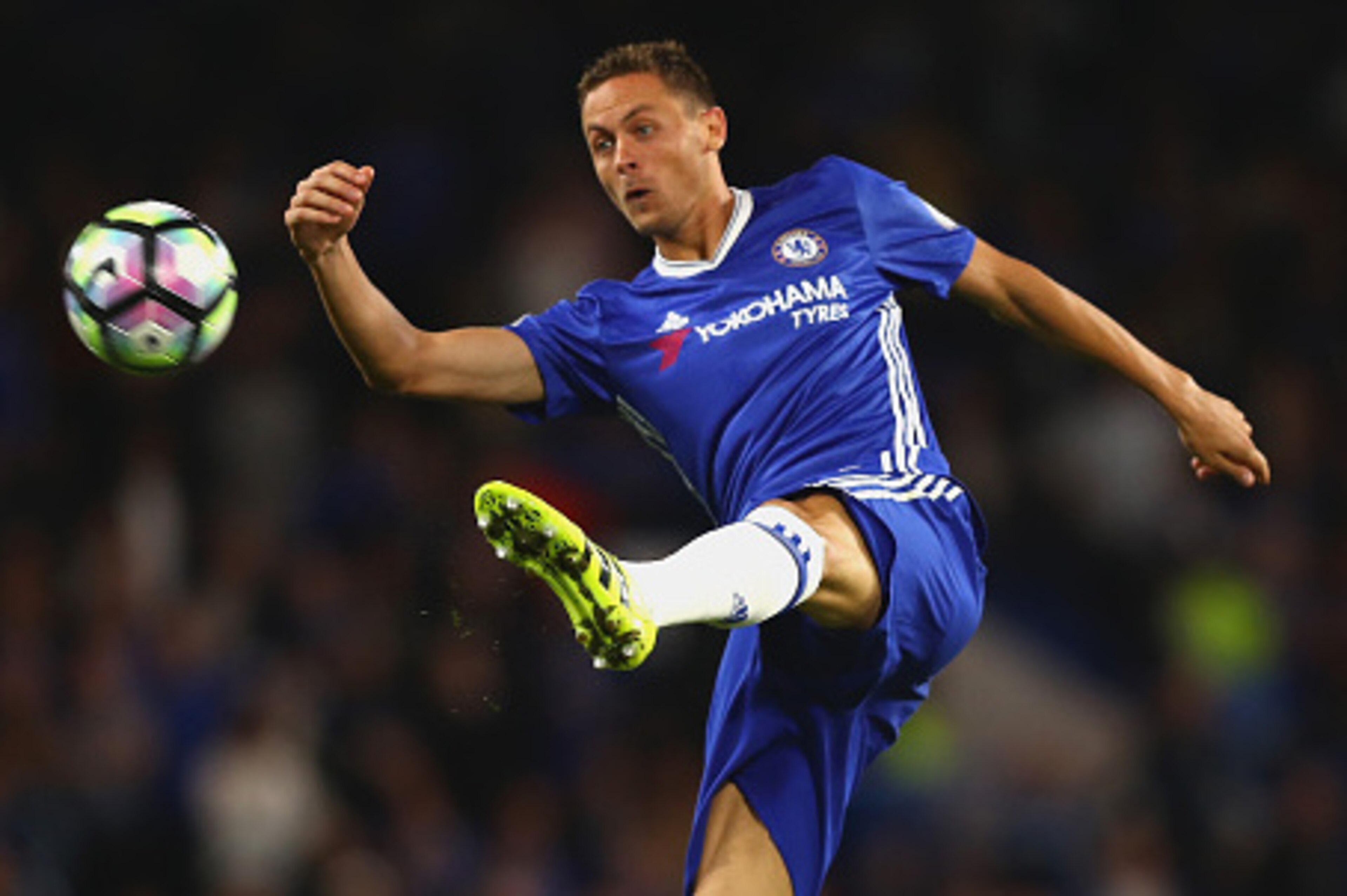 LONDON, ENGLAND - SEPTEMBER 16: Nemanja Matic of Chelsea in action during the Premier League match between Chelsea and Liverpool at Stamford Bridge on September 16, 2016 in London, England. (Photo by Clive Rose/Getty Images) LONDON, ENGLAND - SEPTEMBER 16: Nemanja Matic of Chelsea in action during the Premier League match between Chelsea and Liverpool at Stamford Bridge on September 16, 2016 in London, England. (Photo by Clive Rose/Getty Images)