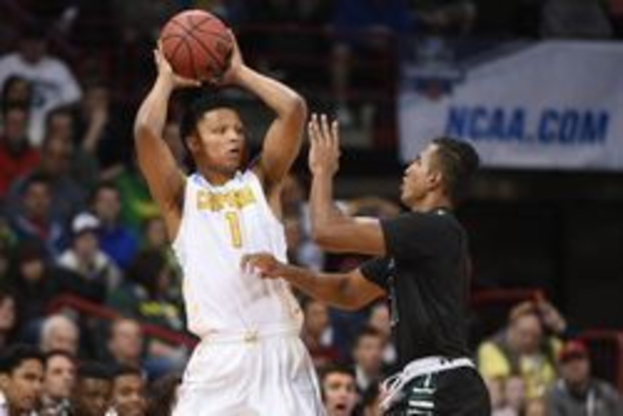 March 18, 2016; Spokane , WA, USA; California Golden Bears forward Ivan Rabb (1) controls the ball against Hawaii Rainbow Warriors guard Sai Tummala (12) during the first half of the first round of the 2016 NCAA Tournament at Spokane Veterans Memorial Are March 18, 2016; Spokane , WA, USA; California Golden Bears forward Ivan Rabb (1) controls the ball against Hawaii Rainbow Warriors guard Sai Tummala (12) during the first half of the first round of the 2016 NCAA Tournament at Spokane Veterans Memorial Are