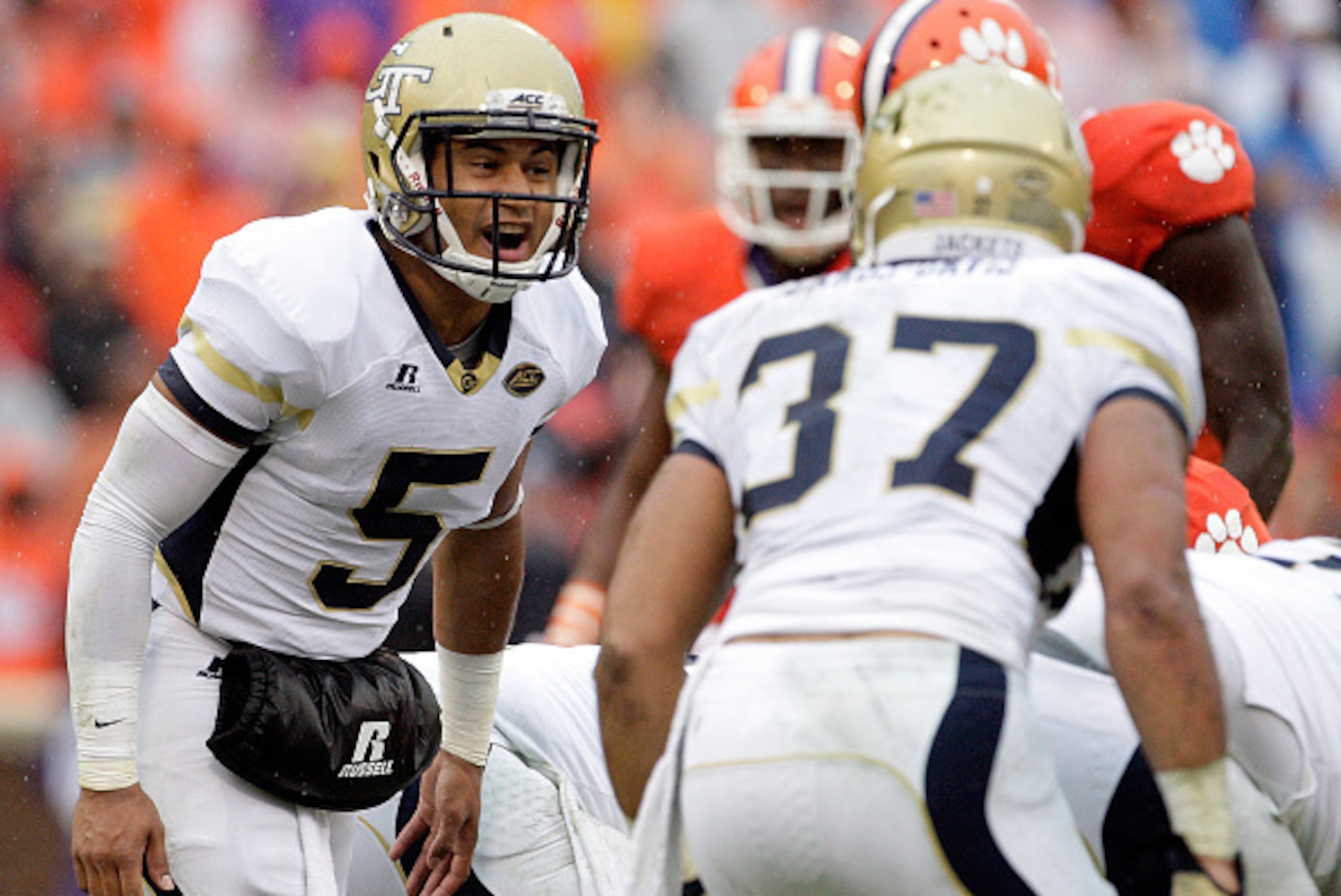 CLEMSON, SC - OCTOBER 10: Justin Thomas #5 of the Georgia Tech Yellow Jackets calls out to Mikell Lands-Davis #37 during their game against the Clemson Tigers at Memorial Stadium on October 10, 2015 in Clemson, South Carolina. (Photo by Tyler Smith/Getty 