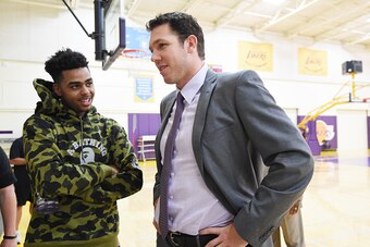 EL SEGUNDO, CA - JUNE 21: D'Angelo Russell #1 of the Los Angeles Lakers speaks with Luke Walton after being introduced as head coach of the Los Angeles Lakers on June 21, 2016 at Toyota Sports Center in El Segundo, California. NOTE TO USER: User expressly EL SEGUNDO, CA - JUNE 21: D'Angelo Russell #1 of the Los Angeles Lakers speaks with Luke Walton after being introduced as head coach of the Los Angeles Lakers on June 21, 2016 at Toyota Sports Center in El Segundo, California. NOTE TO USER: User expressly