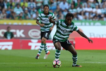 LISBON, PORTUGAL - SEPTEMBER 10: Sporting CP's forward Gelson Martins from Portugal  during the Portuguese Primeira Liga between Sporting CP and Moreirense FC at Estadio Jose Alvalade on September 10, 2016 in Lisbon, Portugal.  (Photo by Carlos Rodrigues/