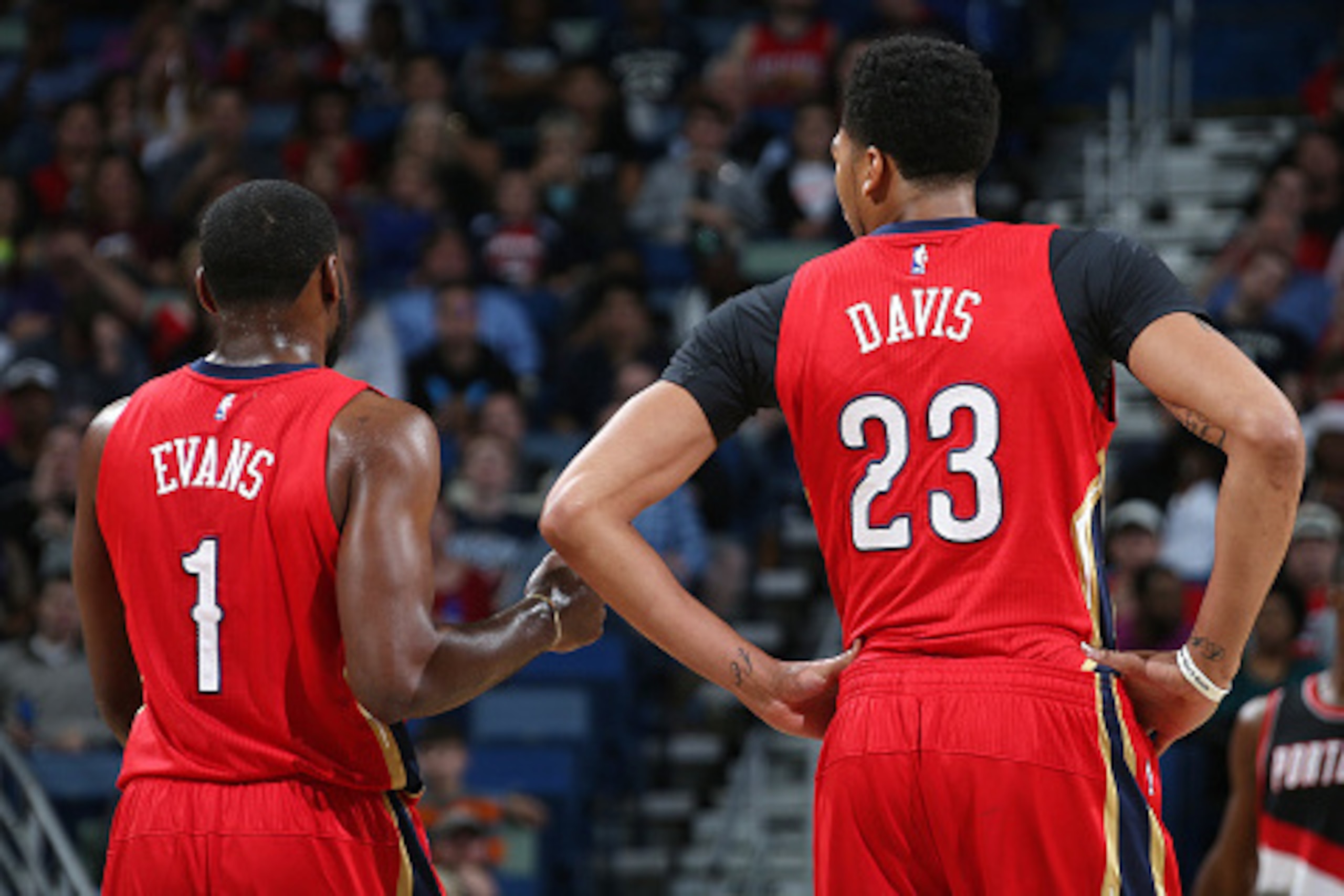 NEW ORLEANS, LA - DECEMBER 23: Tyreke Evans #1 and Anthony Davis #23 of the New Orleans Pelicans looks on during the game against the Portland Trail Blazers on December 23, 2015 at the Smoothie King Center in New Orleans, Louisiana. NOTE TO USER: User exp NEW ORLEANS, LA - DECEMBER 23: Tyreke Evans #1 and Anthony Davis #23 of the New Orleans Pelicans looks on during the game against the Portland Trail Blazers on December 23, 2015 at the Smoothie King Center in New Orleans, Louisiana. NOTE TO USER: User exp