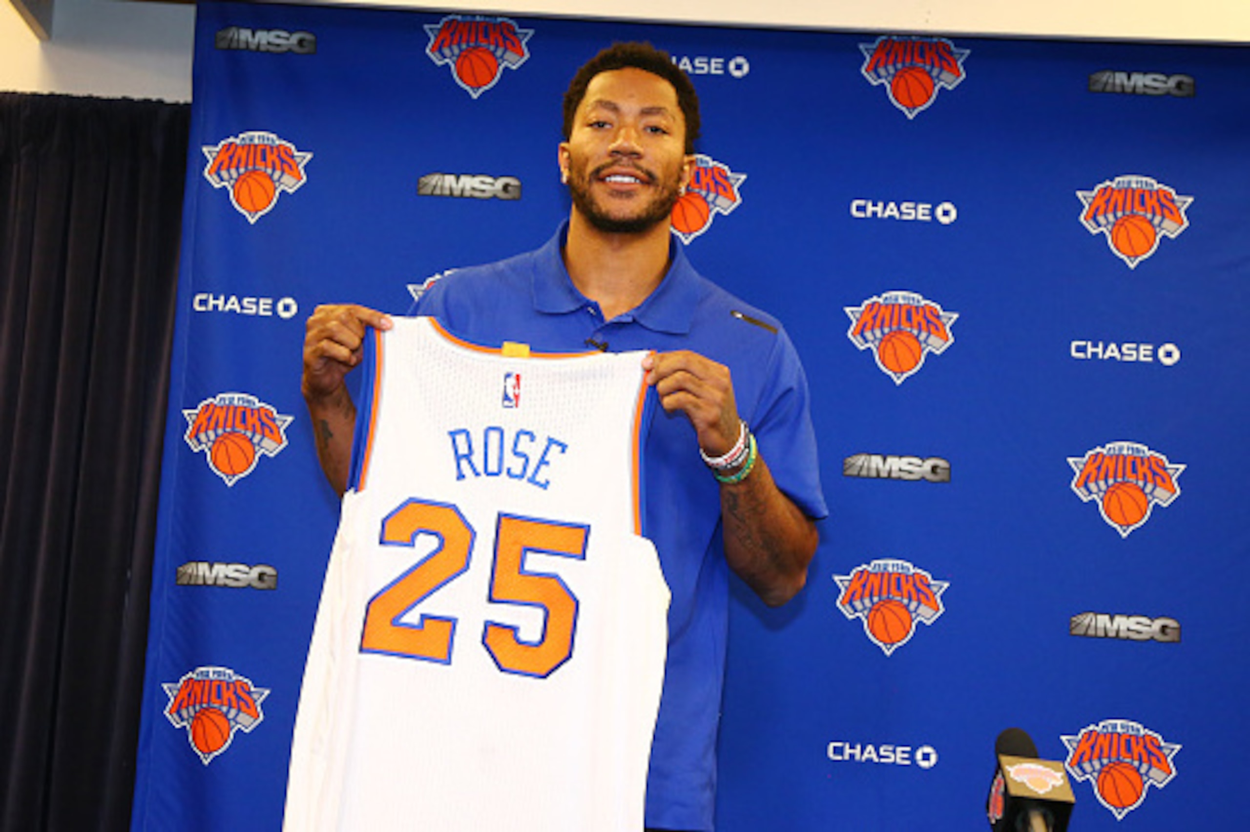 NEW YORK, NY - JUNE 24:  Derrick Rose is introduced at a press conference as the newest member of the New York Knicks on June 24, 2016 in New York, NY. NOTE TO USER: User expressly acknowledges and agrees that, by downloading and/or using this Photograph,