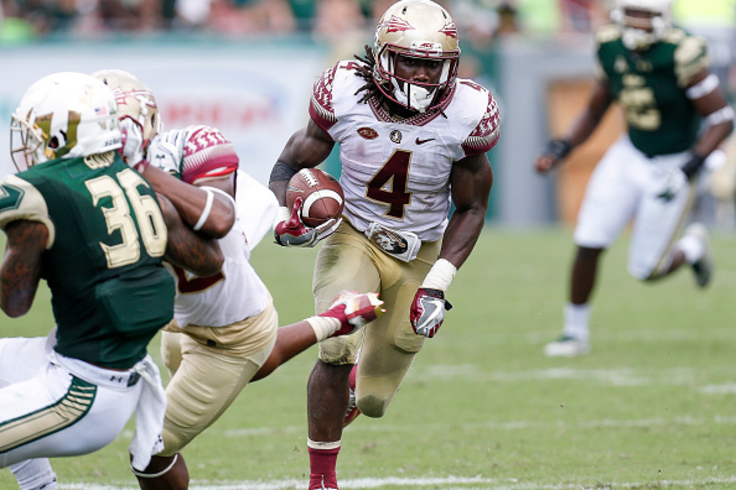 TAMPA, FL - SEPTEMBER 24: Runningback Dalvin Cook #4 of the Florida State Seminoles on a running play during the game against the South Florida Bulls at Raymond James Stadium on September 24, 2016 in Tampa, Florida. Florida State defeated South Florida 55 TAMPA, FL - SEPTEMBER 24: Runningback Dalvin Cook #4 of the Florida State Seminoles on a running play during the game against the South Florida Bulls at Raymond James Stadium on September 24, 2016 in Tampa, Florida. Florida State defeated South Florida 55