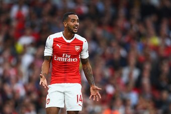 LONDON, ENGLAND - SEPTEMBER 24: Theo Walcott of Arsenal reacts during the Premier League match between Arsenal and Chelsea at the Emirates Stadium on September 24, 2016 in London, England.  (Photo by Paul Gilham/Getty Images)