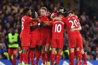 LONDON, ENGLAND - SEPTEMBER 16:  Jordan Henderson of Liverpool (14) celebrates with team mates as he  scores their second goal during the Premier League match between Chelsea and Liverpool at Stamford Bridge on September 16, 2016 in London, England.  (Pho