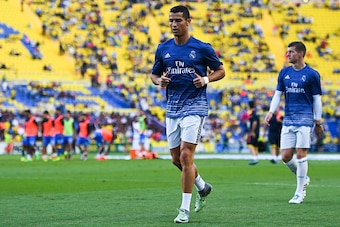 LAS PALMAS, SPAIN - SEPTEMBER 24:  Cristiano Ronaldo of Real Madrid CF looks on prior to the La Liga match between UD Las Palmas and Real Madrid CF on September 24, 2016 in Las Palmas, Spain.  (Photo by David Ramos/Getty Images)
