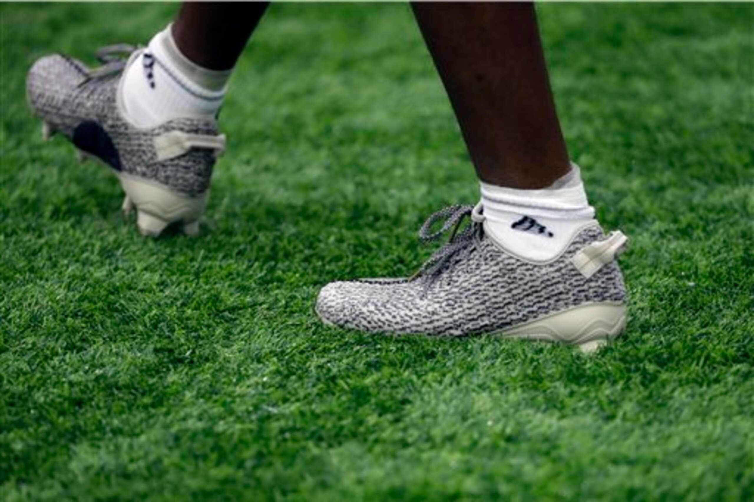 DeAndre Hopkins in his Yeezy Boost 350 cleats.