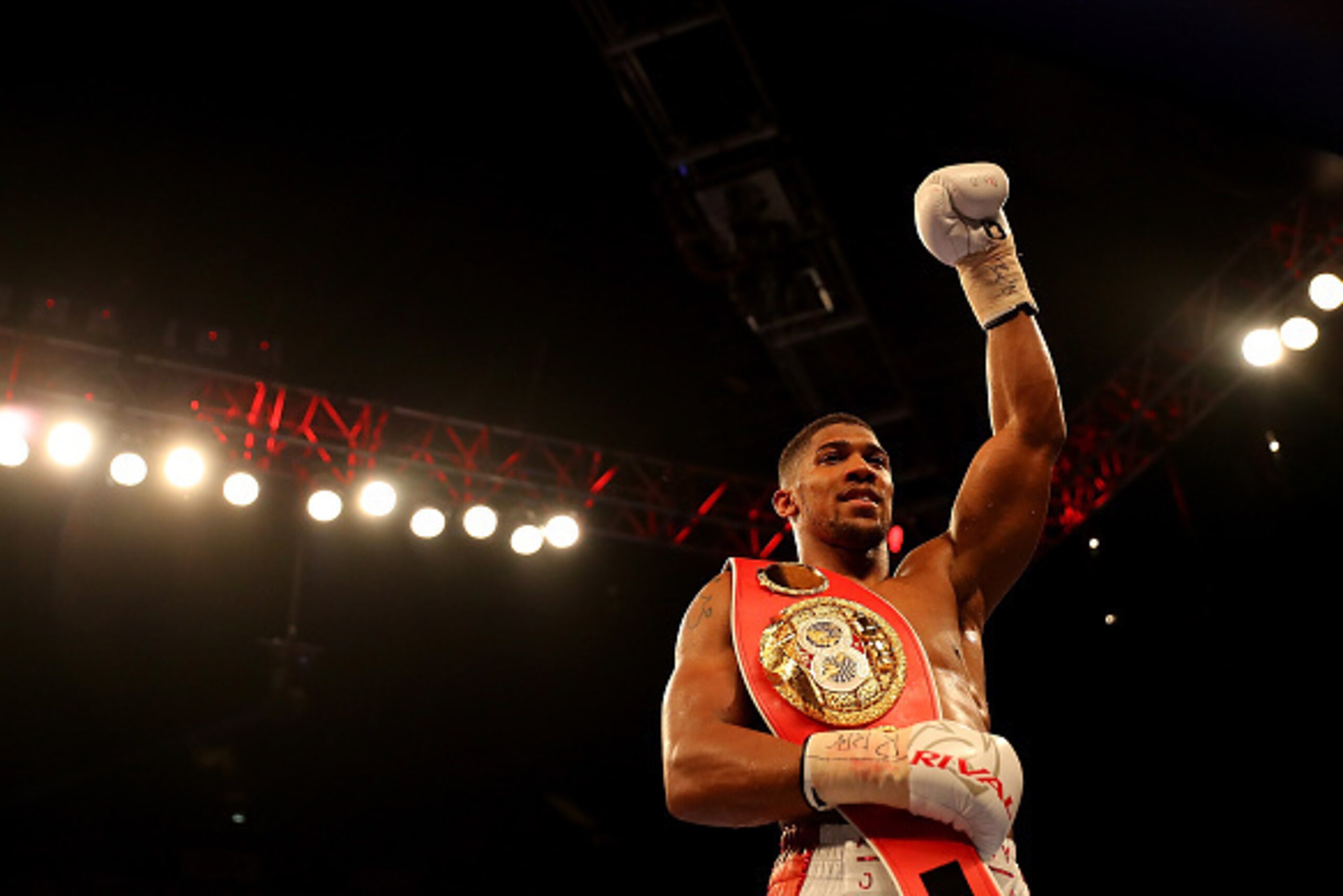 LONDON, ENGLAND - JUNE 25:  Anthony Joshua of Great Britain celebrates after defeating Dominic Breazeale of The USA during their IBF World Heavyweight Championship bout at The O2 Arena on June 25, 2016 in London, England.  (Photo by Richard Heathcote/Gett