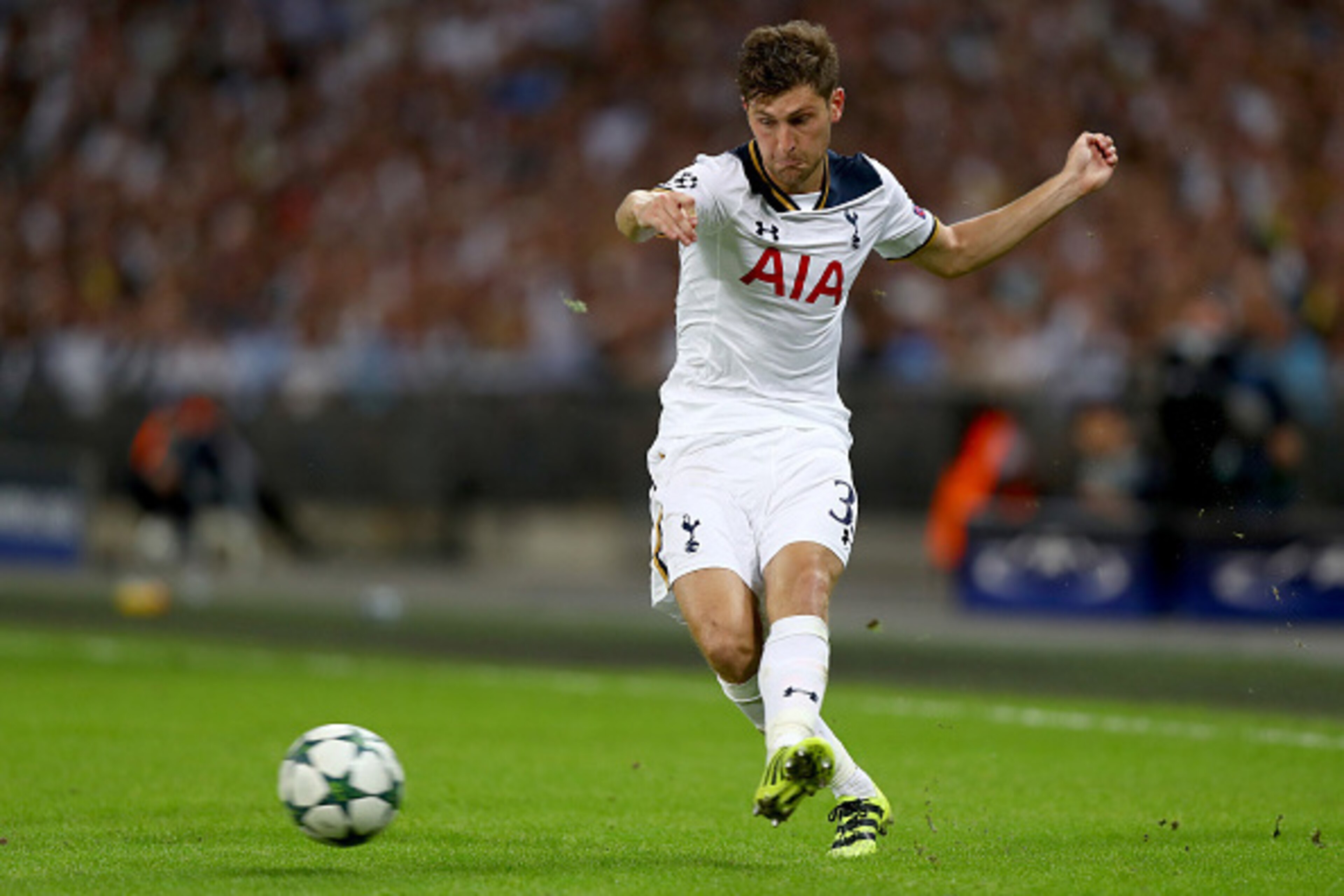 LONDON, ENGLAND - SEPTEMBER 14: Ben Davies of Tottenham Hotspur during the UEFA Champions League match between Tottenham Hotspur FC and AS Monaco FC at Wembley Stadium on September 14, 2016 in London, England. (Photo by Clive Rose/Getty Images) LONDON, ENGLAND - SEPTEMBER 14: Ben Davies of Tottenham Hotspur during the UEFA Champions League match between Tottenham Hotspur FC and AS Monaco FC at Wembley Stadium on September 14, 2016 in London, England. (Photo by Clive Rose/Getty Images)