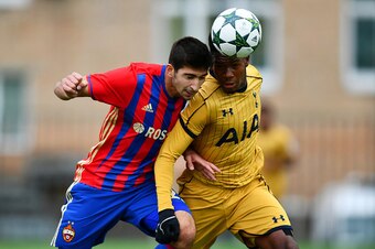 MOSCOW, RUSSIA - SEPTEMBER 27:  Reo Griffiths of Tottenham Hotspur FC heads the ball under pressure from Mutalip Alibekov of PFC CSKA Moskva during the UEFA Champions League Youth match between PFC CSKA Moskva and Tottenham Hotspur FC at Oktyabr Stadium o