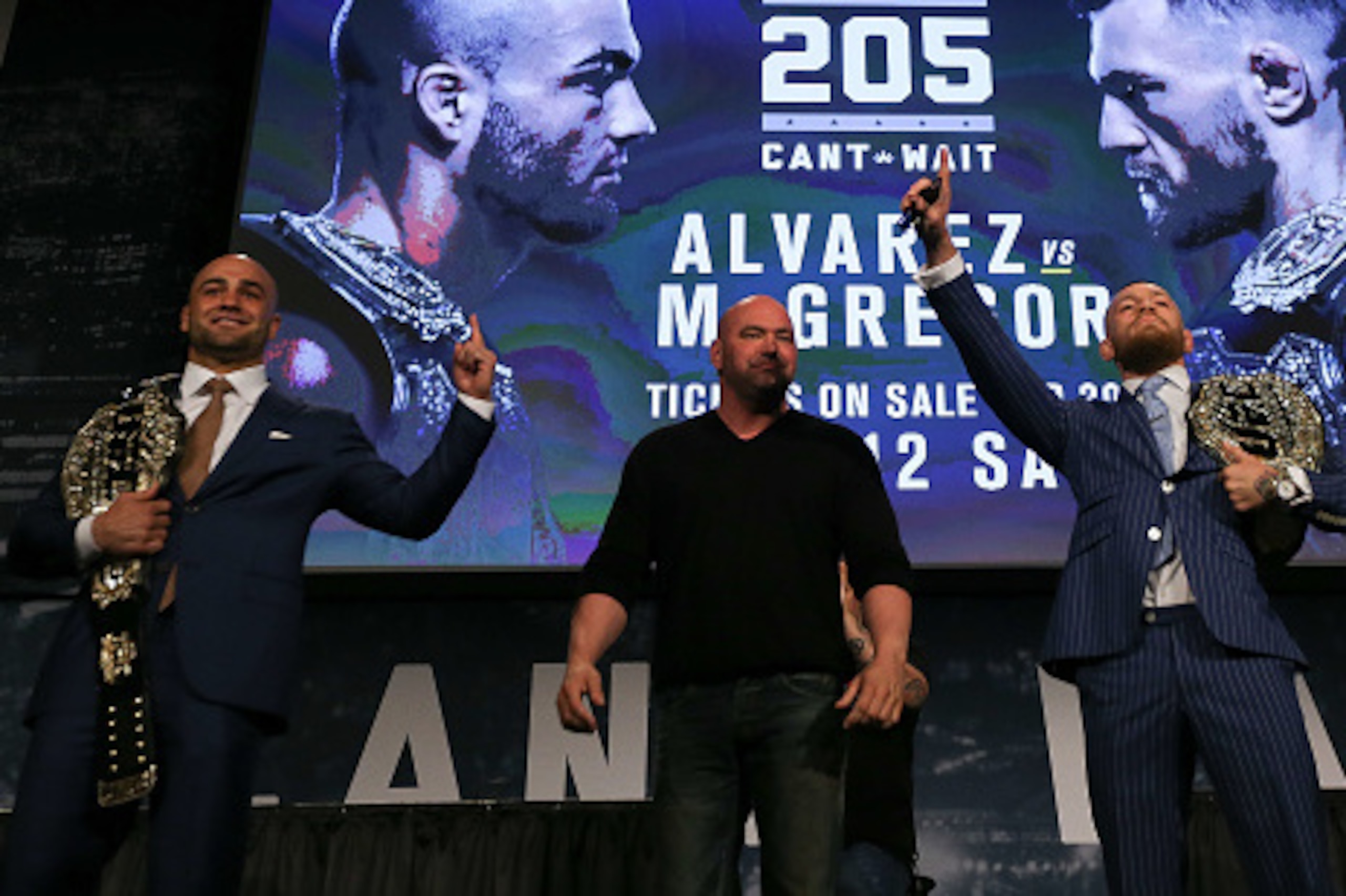 NEW YORK, NY - SEPTEMBER 27:  Conor McGregor (R) and Eddie Alvarez (L) face-off at the UFC 205 press conference at The Theater at Madison Square Garden on September 27, 2016 in New York City.  (Photo by Michael Reaves/Getty Images)