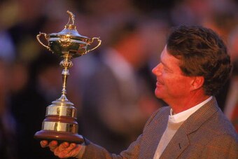 26 Sep 1993:  USA team captain Tom Watson lifts the trophy after victory in the Ryder Cup at the The Belfry in Sutton Coldfield, England. \ Mandatory Credit: David Cannon /Allsport