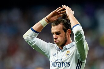 MADRID, SPAIN - SEPTEMBER 21:  Gareth Bale of Real Madrid reacts during the La Liga match between Real Madrid CF and Villarreal CF at Estadio Santiago Bernabeu on September 21, 2016 in Madrid, Spain.  (Photo by fotopress/Getty Images)