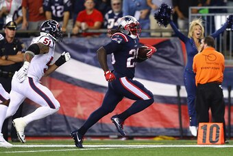 FOXBORO, MA - SEPTEMBER 22:  LeGarrette Blount #29 of the New England Patriots rushes for a touchdown during the fourth quarter against the Houston Texans at Gillette Stadium on September 22, 2016 in Foxboro, Massachusetts.  (Photo by Maddie Meyer/Getty I
