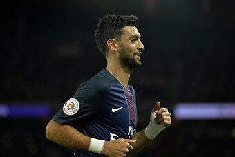 PARIS, FRANCE - SEPTEMBER 20:  Javier Pastore of Paris Saint-Germain reacts during the Ligue 1 match between Paris Saint-Germain and Dijon FCO at Parc des Princes on September 20, 2016 in Paris, France.  (Photo by Aurelien Meunier/Getty Images)