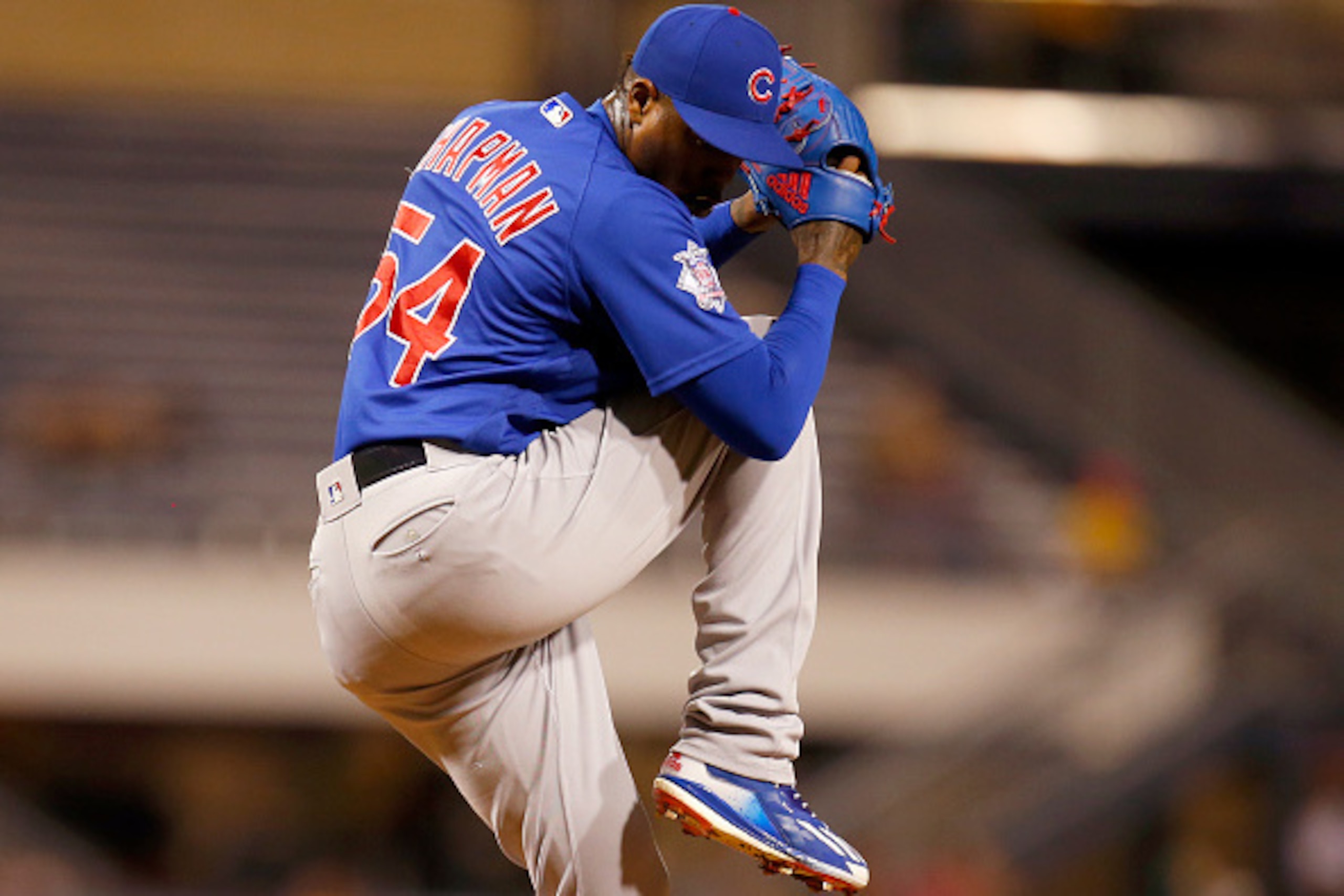 PITTSBURGH, PA - SEPTEMBER 28:  Aroldis Chapman #54 of the Chicago Cubs pitches during the game against the Pittsburgh Pirates at PNC Park on September 28, 2016 in Pittsburgh, Pennsylvania.  (Photo by Justin K. Aller/Getty Images)