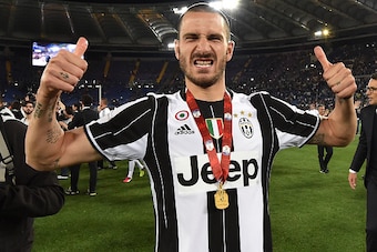 ROME, ITALY - MAY 21: Leonardo Bonucci of Juventus FC celebrates the victory after the TIM Cup match between AC Milan and Juventus FC at Stadio Olimpico on May 21, 2016 in Rome, Italy.  (Photo by Giuseppe Bellini/Getty Images)