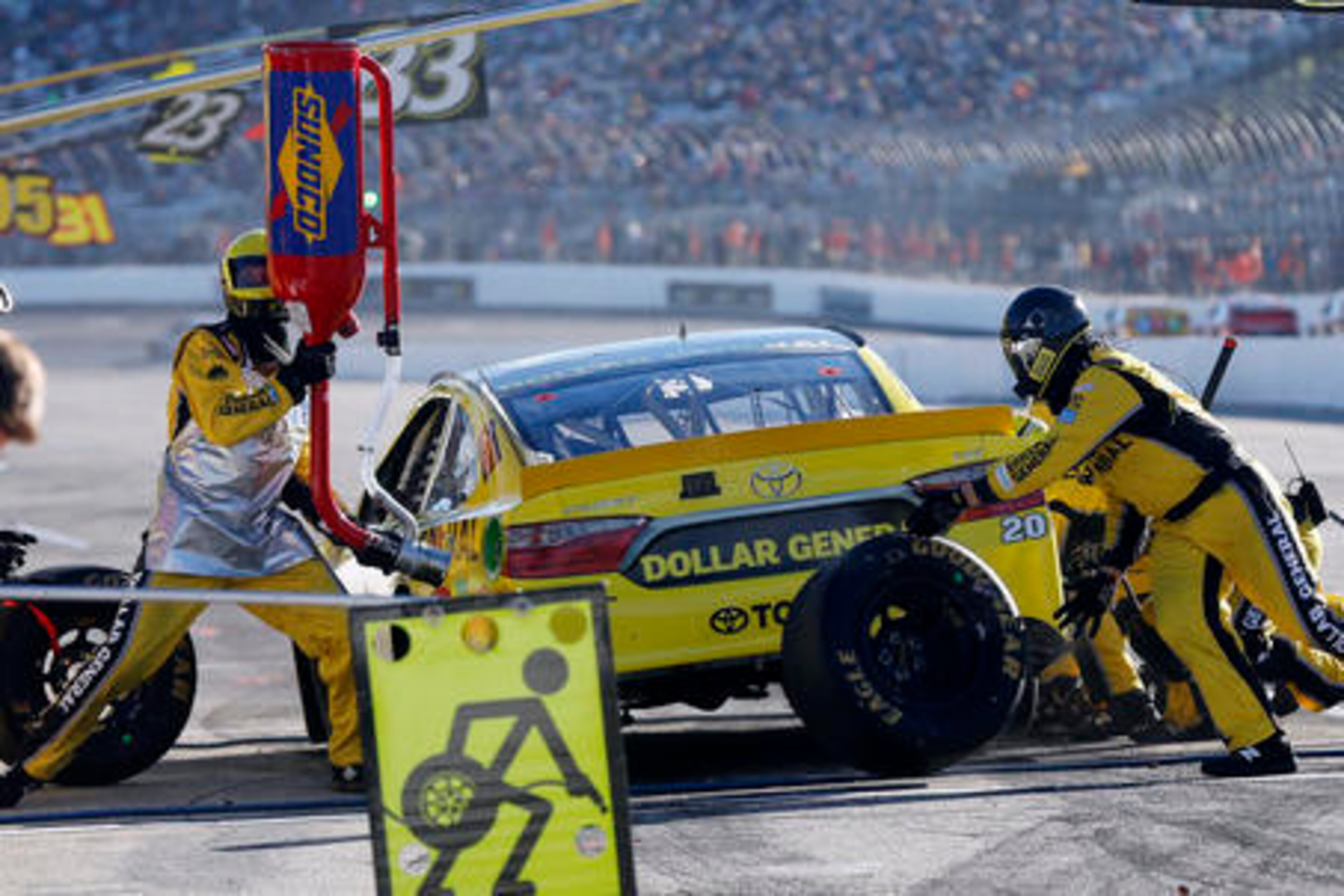 Matt Kenseth looks ready to nail down his first win of the Chase.