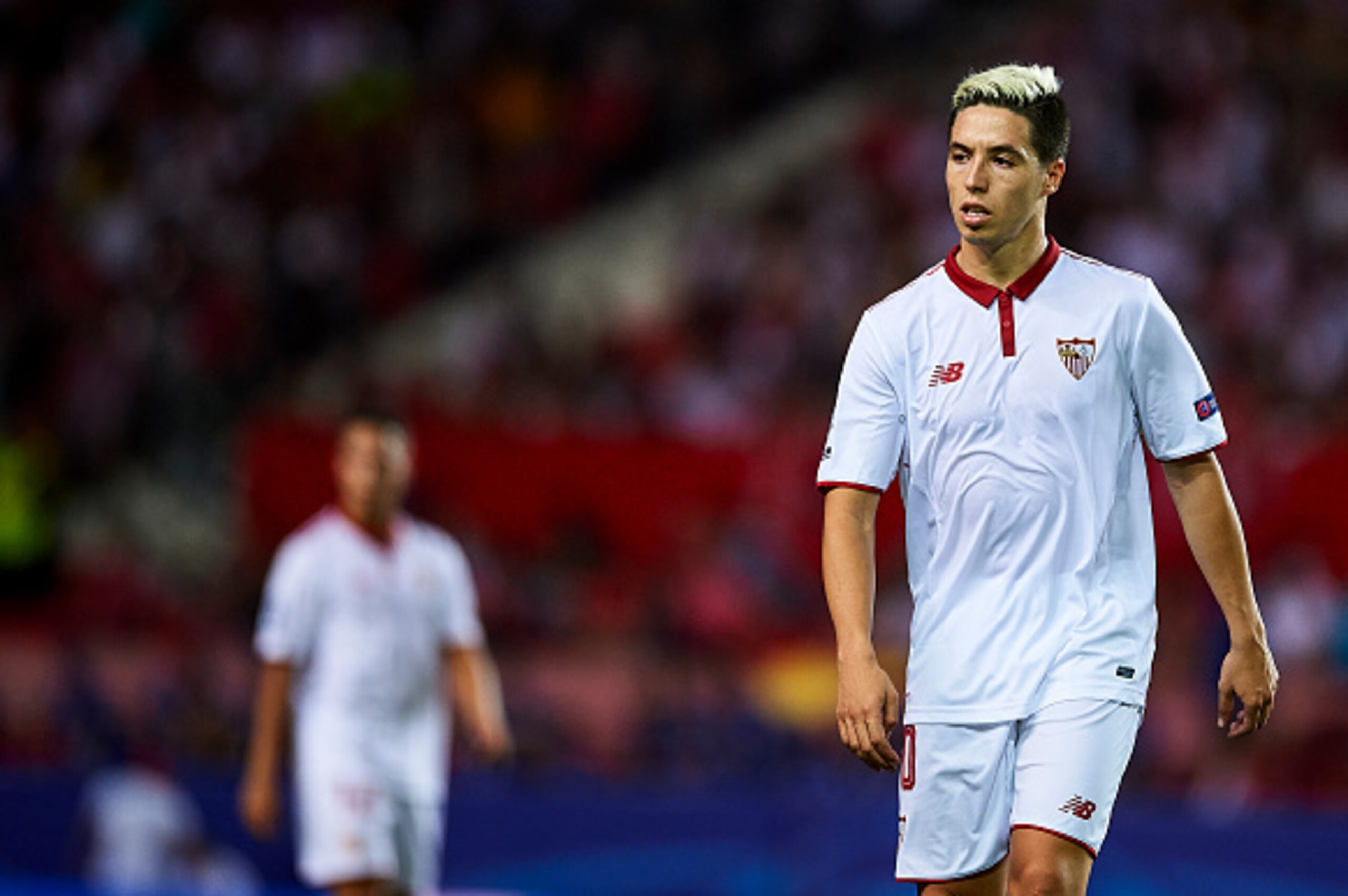 SEVILLE, SPAIN - SEPTEMBER 27:  Samir Nasri of Sevilla FC looks on during the UEFA Champions League match between Sevilla FC and Olympique Lyonnais at Sanchez Pizjuan stadium on September 27, 2016 in Seville, Spain.  (Photo by Aitor Alcalde Colomer/Getty 