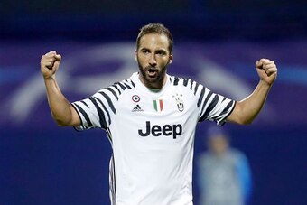 Higuain continued his deadly form in Zagreb.