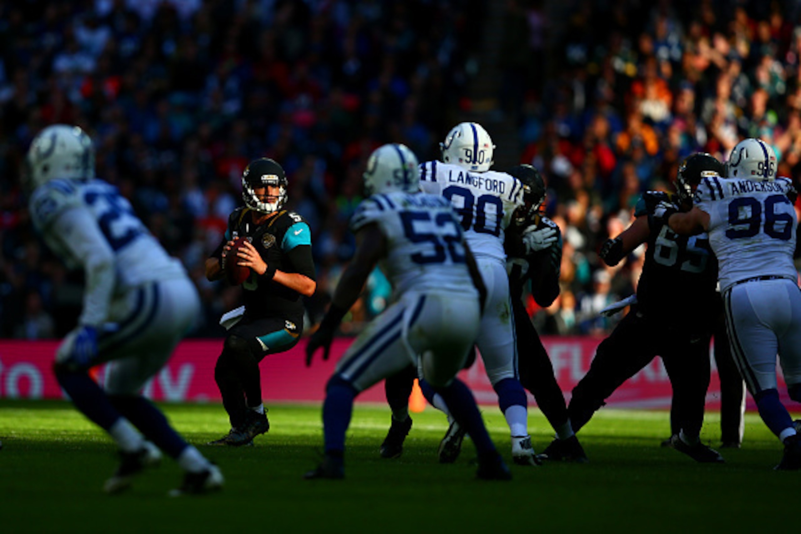 LONDON, ENGLAND - OCTOBER 02: Blake Bortles #5 of the Jacksonville Jaguars prepares to throw during the NFL game between Indianapolis Colts and Jacksonville Jaguars at Wembley Stadium on October 2, 2016 in London, England. (Photo by Dan Istitene/Getty LONDON, ENGLAND - OCTOBER 02: Blake Bortles #5 of the Jacksonville Jaguars prepares to throw during the NFL game between Indianapolis Colts and Jacksonville Jaguars at Wembley Stadium on October 2, 2016 in London, England. (Photo by Dan Istitene/Getty