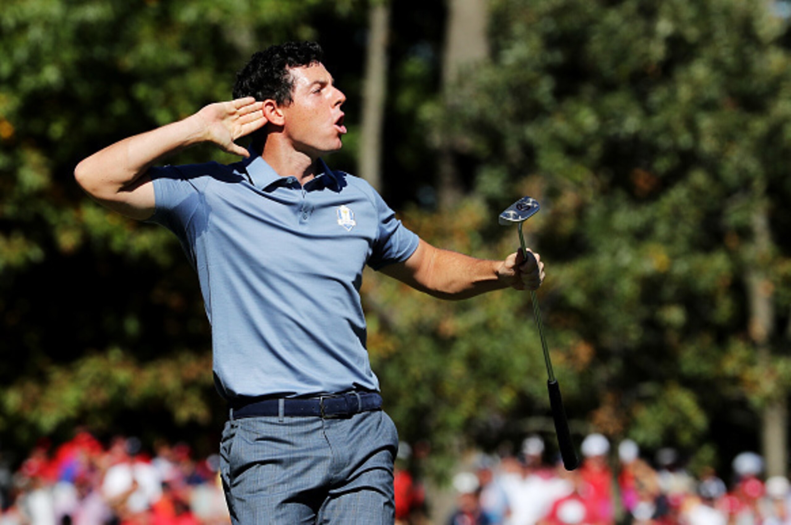 CHASKA, MN - OCTOBER 02:  Rory McIlroy of Europe reacts on the eighth green during singles matches of the 2016 Ryder Cup at Hazeltine National Golf Club on October 2, 2016 in Chaska, Minnesota.  (Photo by David Cannon/Getty Images)