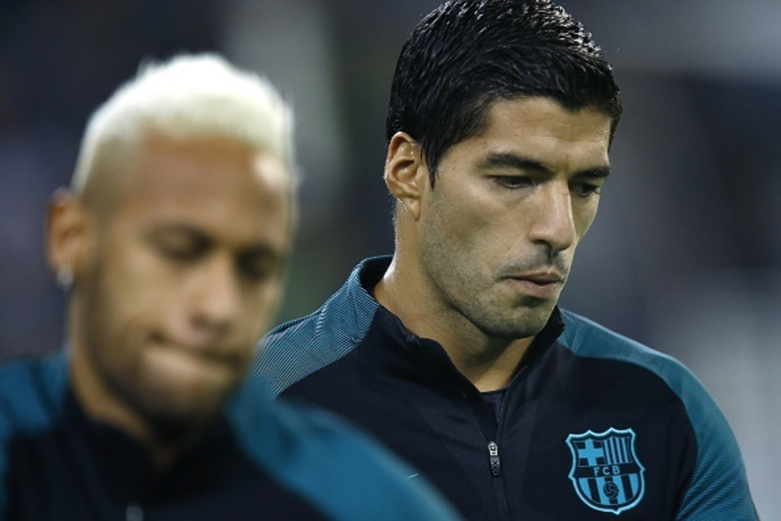 (l-r) Neymar da Silva Santos Junior of FC Barcelona, Luis Suarez of FC Barcelona during the UEFA Champions League group C match between Borussia Monchengladbach and FC Barcelona on September 28, 2016 at the Borussia Park stadium in Monchengladbach, German (l-r) Neymar da Silva Santos Junior of FC Barcelona, Luis Suarez of FC Barcelona during the UEFA Champions League group C match between Borussia Monchengladbach and FC Barcelona on September 28, 2016 at the Borussia Park stadium in Monchengladbach, German