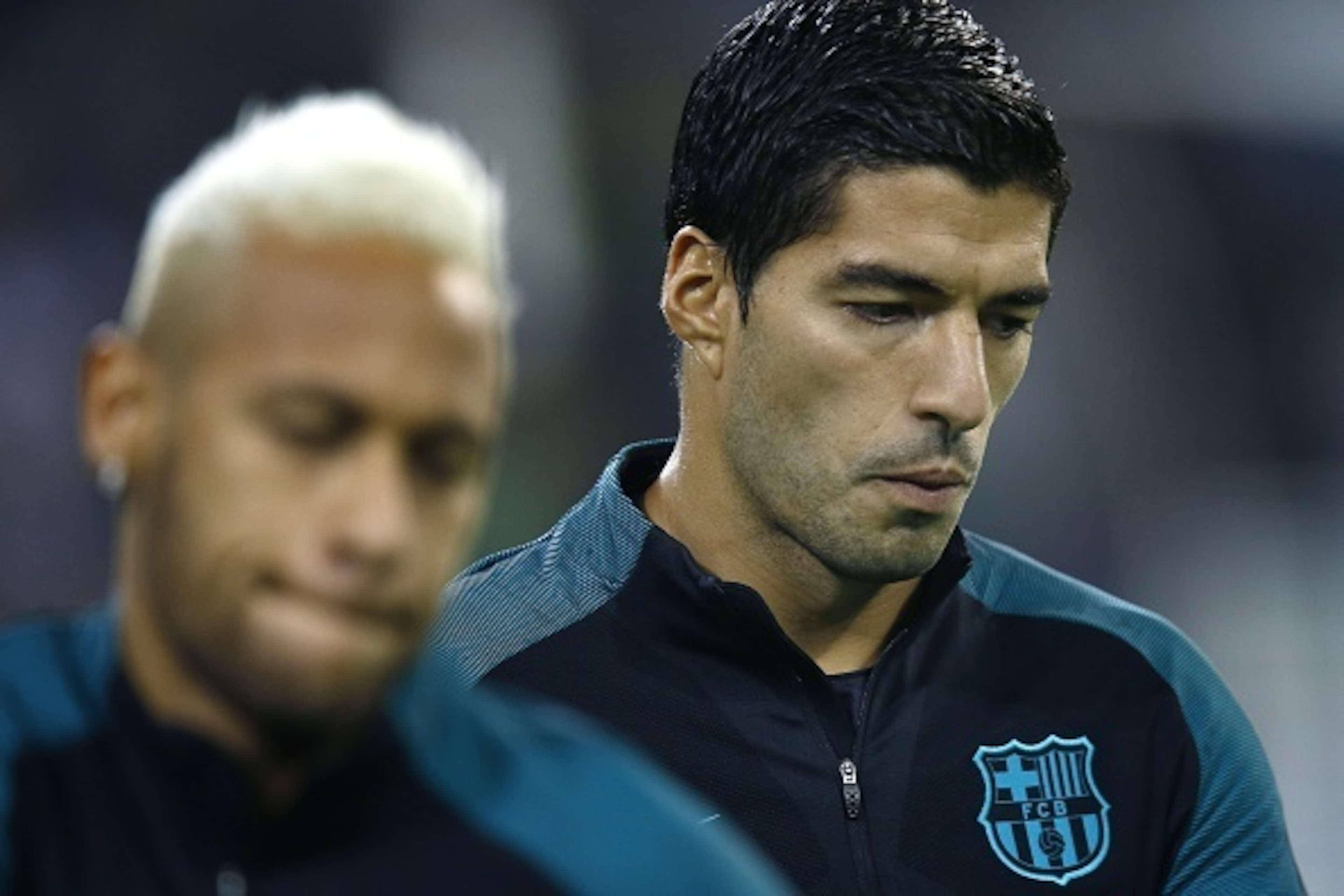 (l-r) Neymar da Silva Santos Junior of FC Barcelona, Luis Suarez of FC Barcelona during the UEFA Champions League group C match between Borussia Monchengladbach and FC Barcelona on September 28, 2016 at the Borussia Park stadium in Monchengladbach, German (l-r) Neymar da Silva Santos Junior of FC Barcelona, Luis Suarez of FC Barcelona during the UEFA Champions League group C match between Borussia Monchengladbach and FC Barcelona on September 28, 2016 at the Borussia Park stadium in Monchengladbach, German