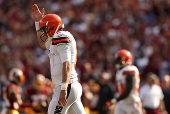 LANDOVER, MD - OCTOBER 2: Quarterback Cody Kessler #6 of the Cleveland Browns walks off of the field in the fourth quarter at FedExField on October 2, 2016 in Landover, Maryland. (Photo by Patrick Smith/Getty Images)