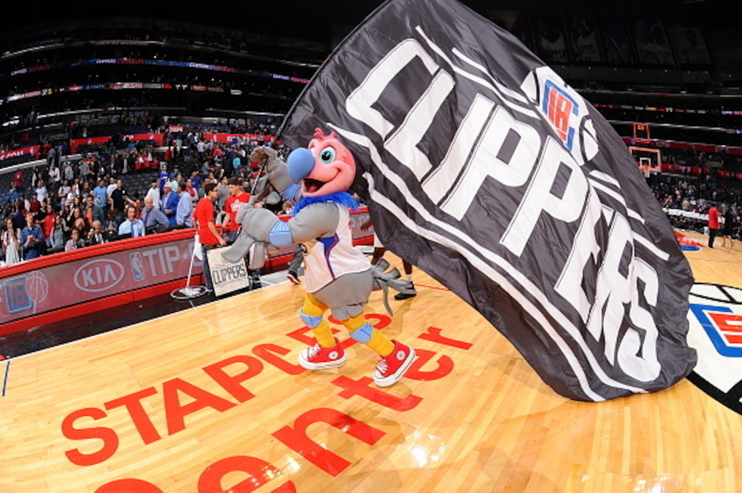 LOS ANGELES, CA - OCTOBER 5: The Los Angeles Clippers mascot is seen against the Toronto Raptors on October 5, 2016 at STAPLES Center in Los Angeles, California. NOTE TO USER: User expressly acknowledges and agrees that, by downloading and/or using this P LOS ANGELES, CA - OCTOBER 5: The Los Angeles Clippers mascot is seen against the Toronto Raptors on October 5, 2016 at STAPLES Center in Los Angeles, California. NOTE TO USER: User expressly acknowledges and agrees that, by downloading and/or using this P